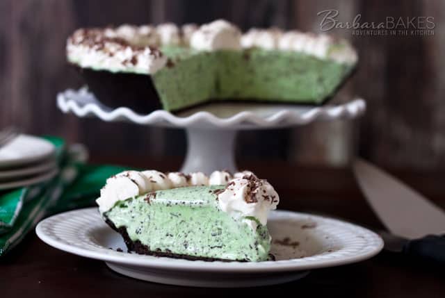 This year for St. Patrick’s Day, make this super easy to make, fun Mint Chocolate Chip Pie. 