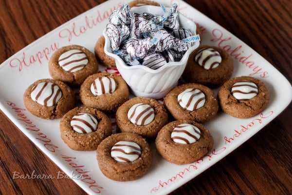 Featured Image for post White Chocolate Kissed Gingerbread Cookies 