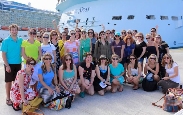 Group-Picture-Click-Cruise-Caribbean-