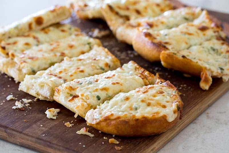 Cheesy Garlic Bread 