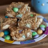 Featured Image for post White Chocolate Macadamia Nut Blondies