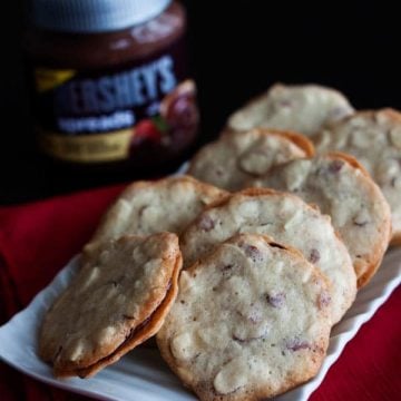 Featured Image for post Almond Cookie Crisps with a Chocolate Almond Filling