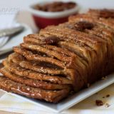 Featured Image for post Whole Wheat Caramel Pecan Pull-Apart Bread