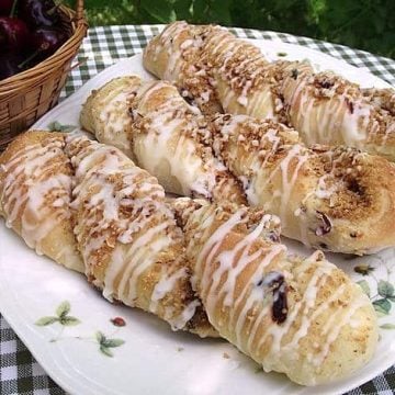 Featured Image for post Cherry Almond Cheesecake Twists