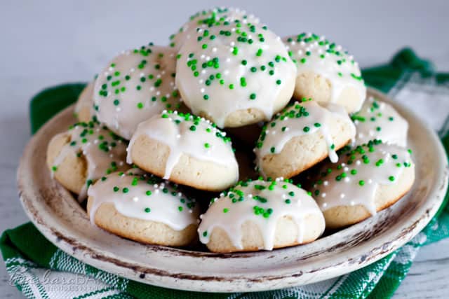 Italian Cookies to celebrate St. Patrick's Day 