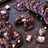 Featured Image for post Chocolate Snickers Cookies