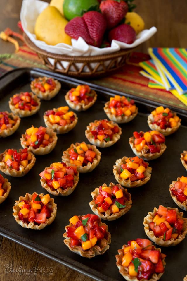 These Strawberry Mango Salsa Cups are sweet, juicy, crunchy and super easy to make. They're a great combination of flavors and textures perfect for summer. 