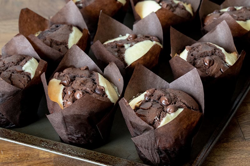 Tuxedo-Chocolate-Chip-Muffins