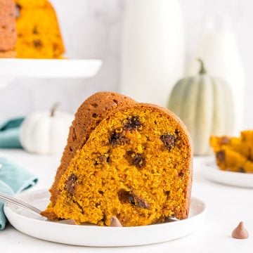plate with a slice of pumpkin chocolate chip bundt cake