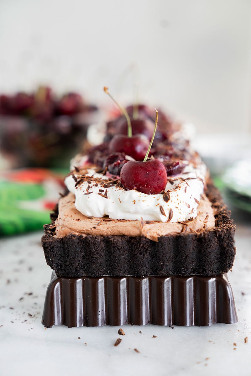 black forest tart with fresh cherries and oreo crust
