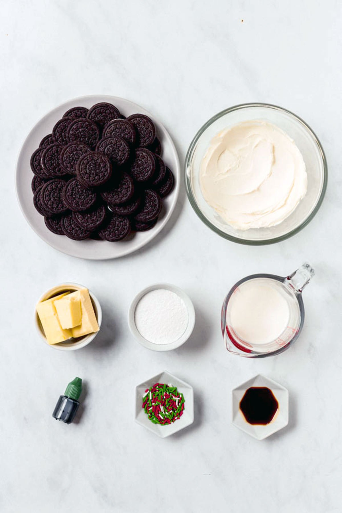 ingredients for cheesecake with cream cheese and oreos