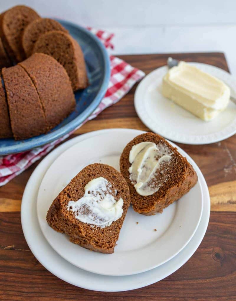 circular bundt brown bread with butter