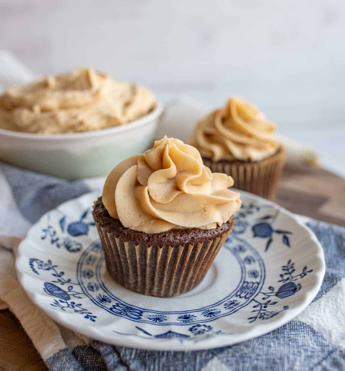 chocolate cupcake with peanut butter frosting